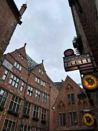 🎃 Halloween Magic in Bremen: Spooky Sights & Thrills to Do! 🧙♀️🦇