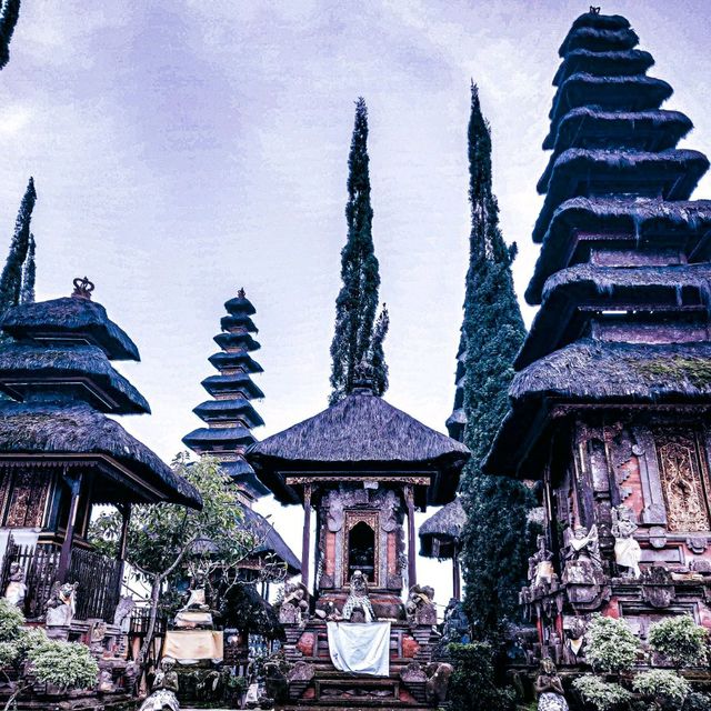Temple Hopping In Bali!