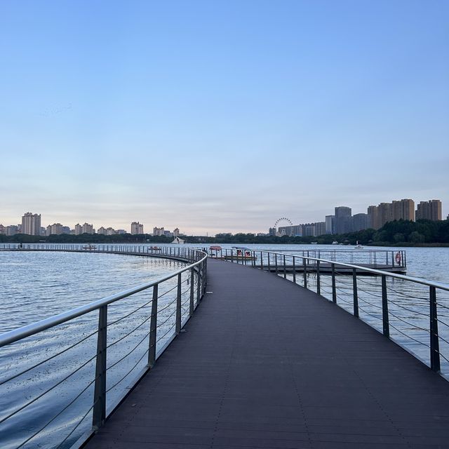 Serene Evening Zhangjiagang, Jianghu Lake