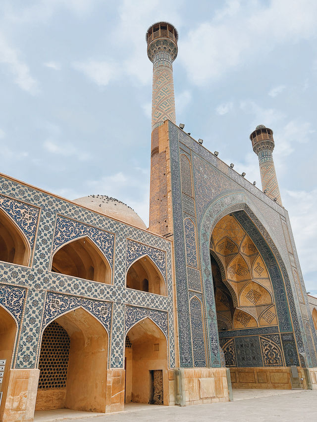 伊朗最古老清真寺：Jameh Mosque