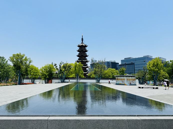 上海 龍華古寺 龍年記念金符 龍華古寺｜Trip.com 上海