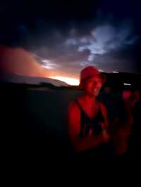 駕車去看滾燙的火山，在馬薩亞火山實現了