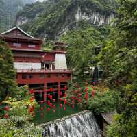 Ascending to Heaven: A Thrilling Adventure on Tianmen Mountain