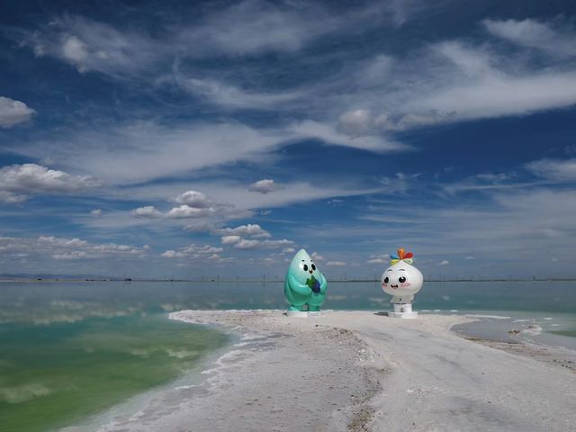 察爾汗鹽湖