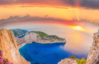 Self-driving trip to Greece: Romantic style tour, dancing with the Aegean Sea
