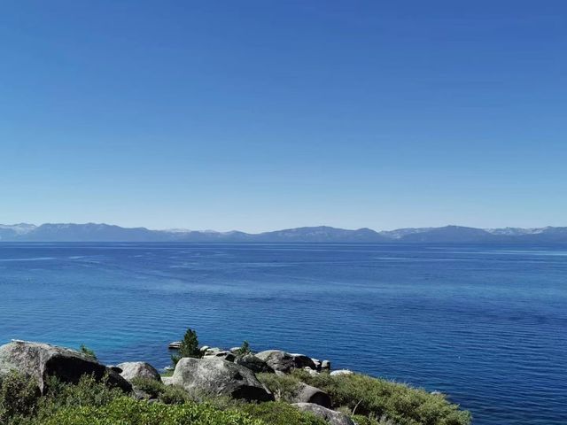 美麗的太浩湖