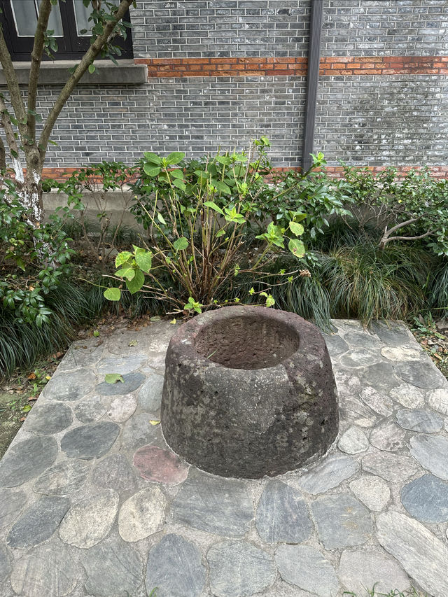 徐志摩故居。