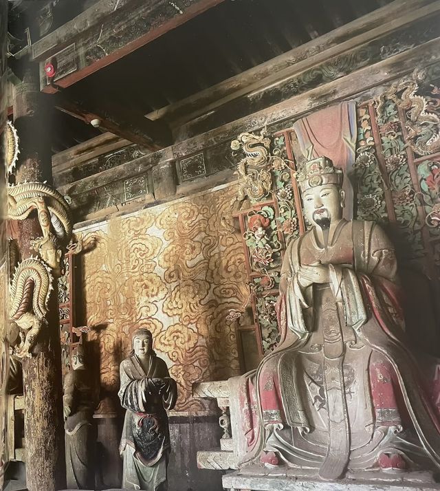 《汾陽太符觀彩塑》仙女下凡該是這般模樣 汾陽不止有名酒，不止有杏花，古代道觀中還藏着國色天香，花。