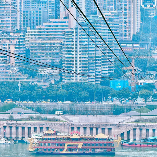 重慶長江索道：凌空而上的山城奇景