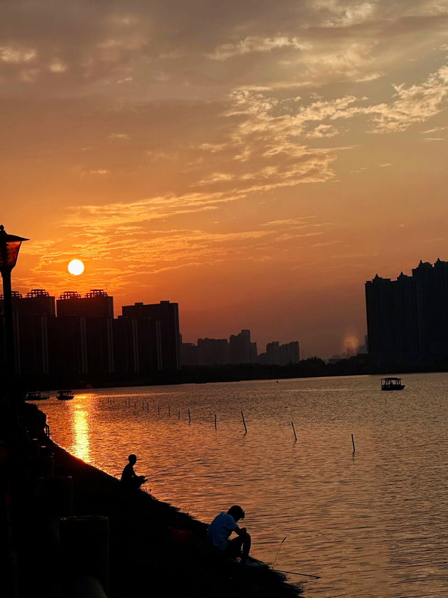 湖光秋月兩相和 | 江夏湯遜湖村