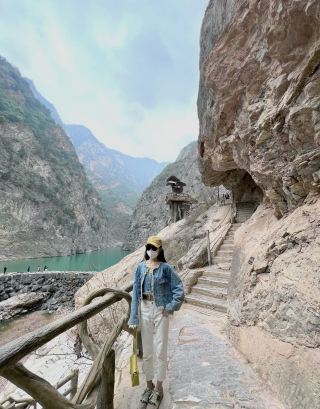Journey Through Time: Discover the Scenic Beauty of Zhengguo Canal
