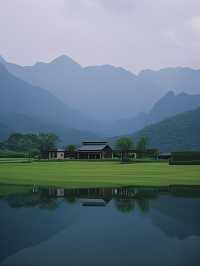 喺峨眉山嘅第五個清晨，我聽到雲海嘅細語