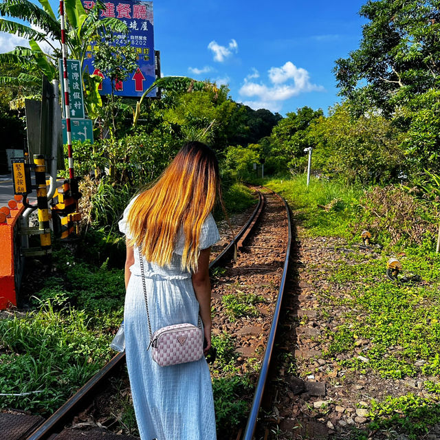 🏮  Sky Lanterns & Railway Charm
