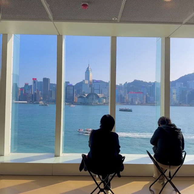香港誠品書店深度遊｜邂逅海景與書香的文藝之旅