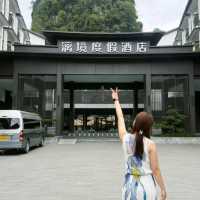 Yangshuo 🏨 is close to West Street! Didn't want to check out!