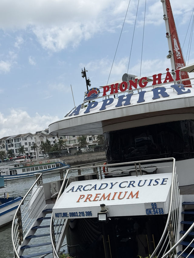 Halong Bay perfect day 