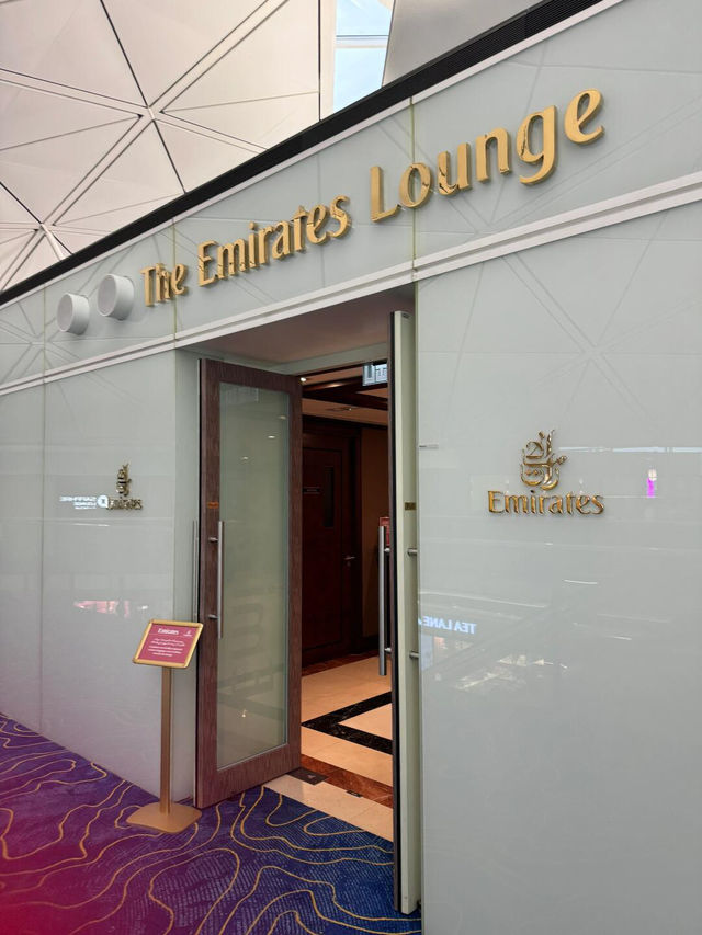 香港機場貴賓室大橫評！三家神仙lounge不藏私推薦✨