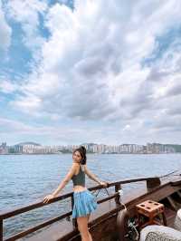 Hong Kong Harbour Cruise is a Vibe🌼🥰