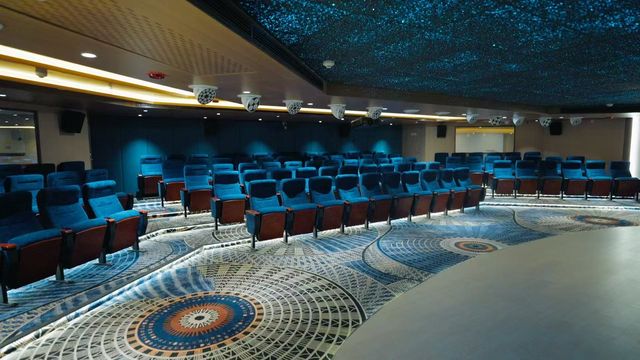 長江如歌新船首航 開啟您的三峽豪華之旅