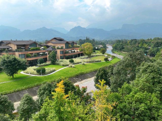 At the foot of Qingcheng Mountain, Chengdu – Come here to embrace pure comfort.