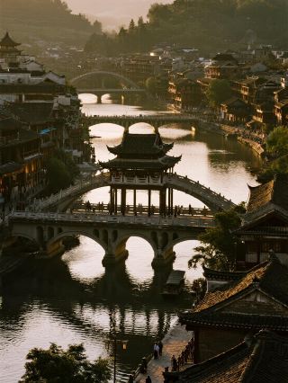 Xiangxi Family Trip! Take Your Kids to Explore the Poetic Ancient Town from Shen Congwen's Writings