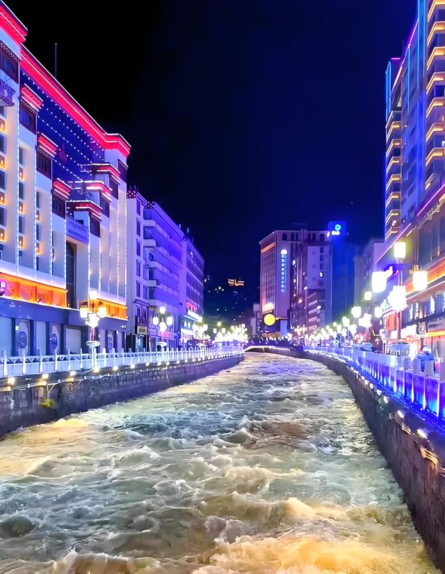 唱著情歌去康定！進雪山下的浪漫小城