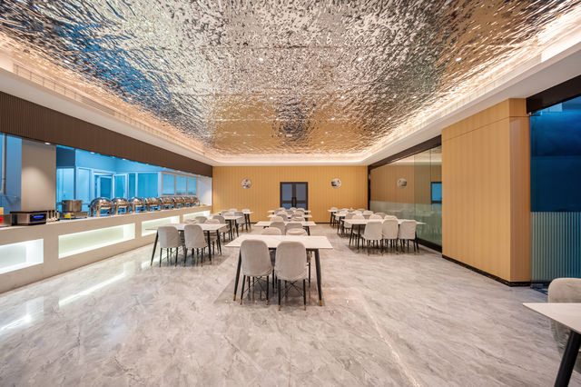 亞悅酒店，為了醋包了一頓餃子