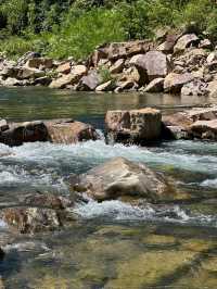 韶關必背瑤寨｜碧水青山映瑤寨 長鼓舞韻醉遊人