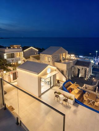 Stay at a sunset guesthouse by the sea in Pingtan