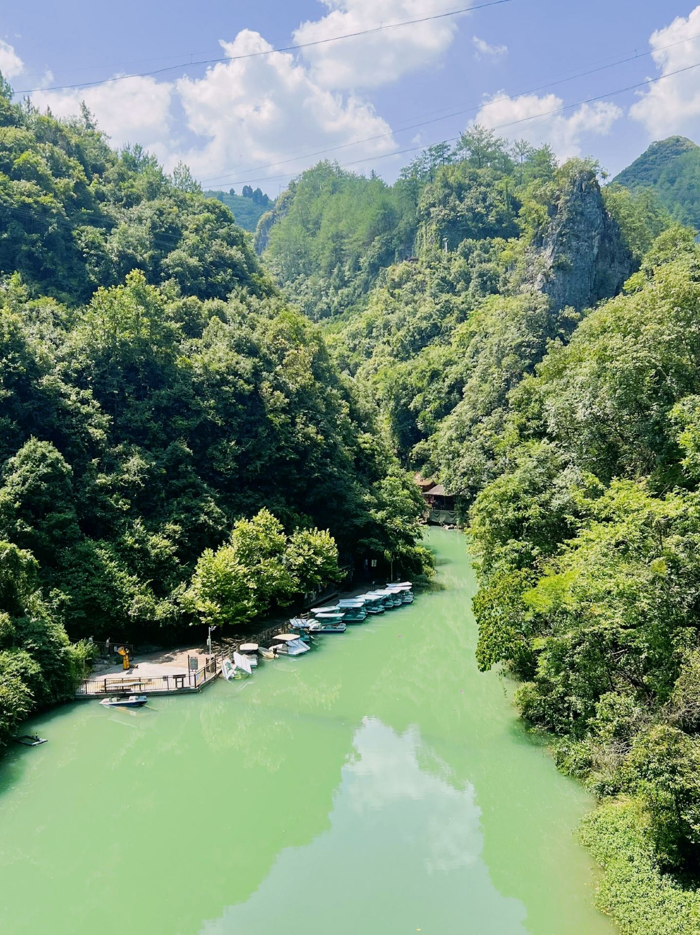 Hongguoshu Scenic Area | Suiyang Karst Cave Waterfall Summer Retreat