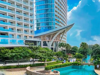 Check in at the same seaside hotel as Li Xian for a top-tier experience