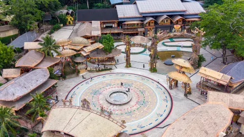 Panduan Wisata Binglanggu Sanya | Jangan Cuma ke Pantai! Ini Puncak Budaya Hutan Hujan. — traveler post in Baoting Li and Miao Autonomous County