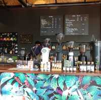 ร้านกาแฟ “The Roastery By Roj”