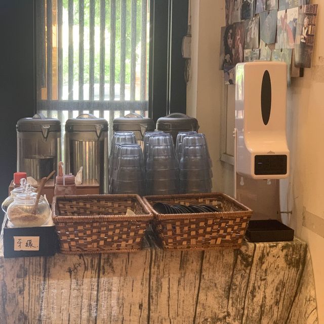 台中嶺東科大平價美食-幸花拉麵雞白湯拉麵