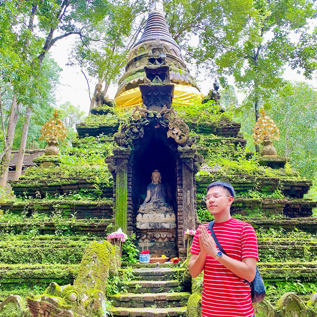 เที่ยววัดเก่ากลางป่าเขา วัดผาลาดเชียงใหม่