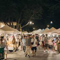 ซิเคด้า (Cicada Market) ตลาดนัดกลางคืนชิคๆ มีสไตล์