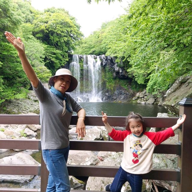 제주 천지연폭포