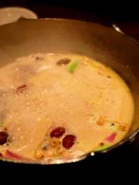 正宗台灣風味「無老鍋」  