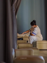 พาร่างกายมาผ่อนที่ Let's Relax Spa