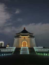 《台北》體驗中式建築之美 徜遊音樂和戲劇的夜晚-國家戲劇院