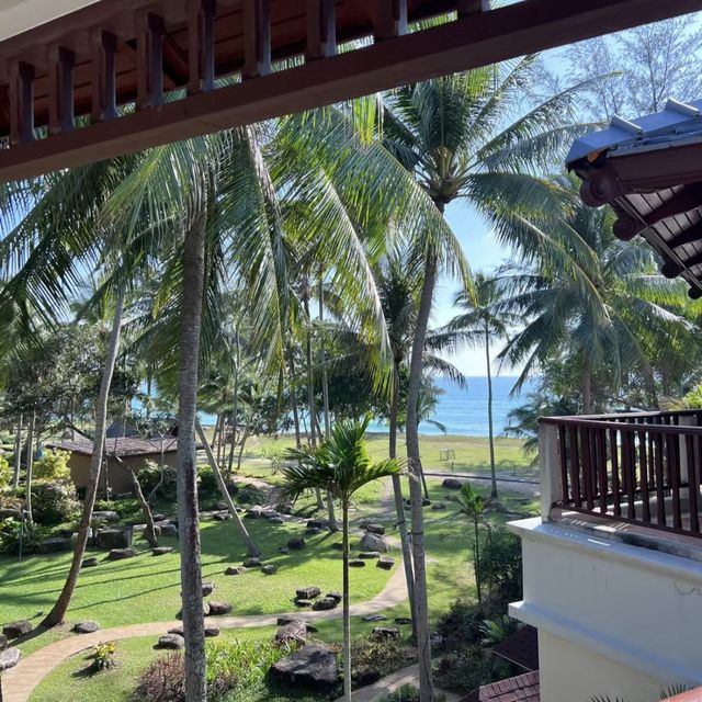 🏖️🌊🌴 藍天白雲下的極致享受～普吉邁考海灘萬豪酒店🌅🍳🌟