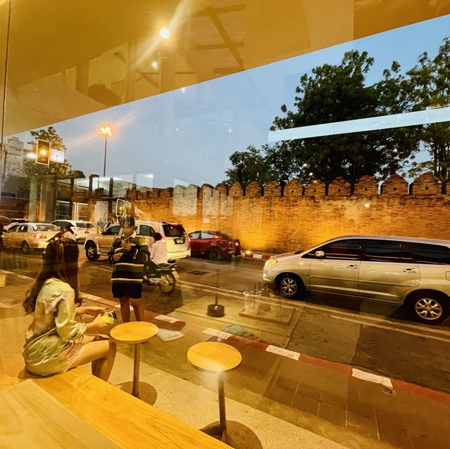 SOS: Single Origin Store Thapae Chiang Mai