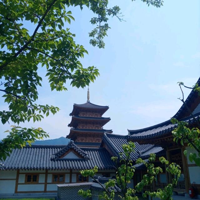 사명대사공원을 보아라 ...조선에 의병스님에 대명사 사명대사