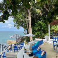 The reef คาเฟ่ฟีลซานโตรินี่ ภูเก็ต