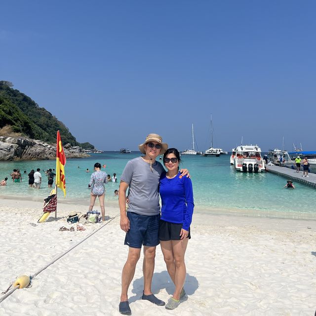 Gorgeous Raya Island