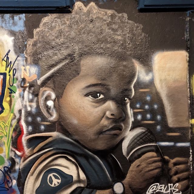 Beautiful arts work in the tunnel 
