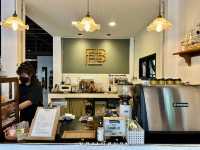 Febb Coffee x Croissant 