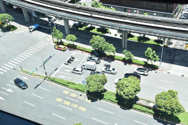 台北住宿：南港老爺行旅