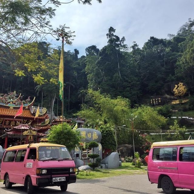 Explore a day in Pulau Pangkor Perak by ferry