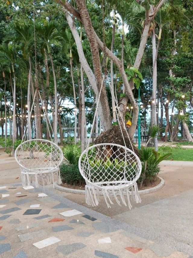 AQUA BEACH CAFE @ PATTAYA